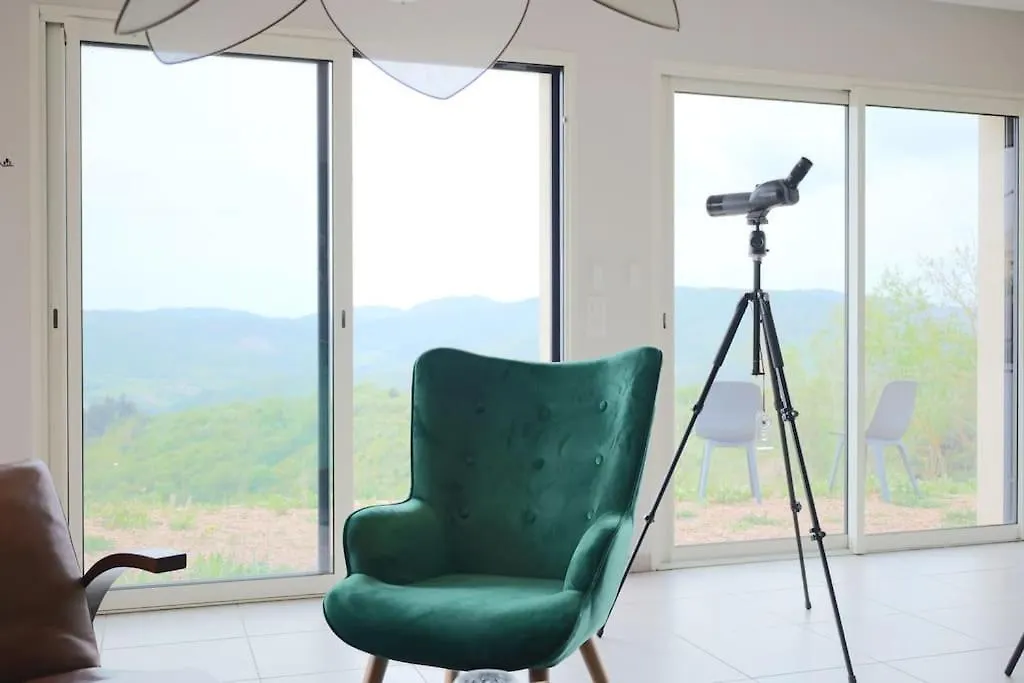 Maison Avec Vue 180° Sur Le Beaujolais Beaujeu
