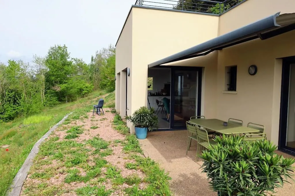 Maison Avec Vue 180° Sur Le Beaujolais Beaujeu  Holiday home Beaujeu (Rhone)
